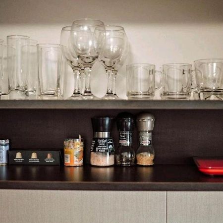 Ultracentral Ploiesti Apartment-Free Private Parking エクステリア 写真