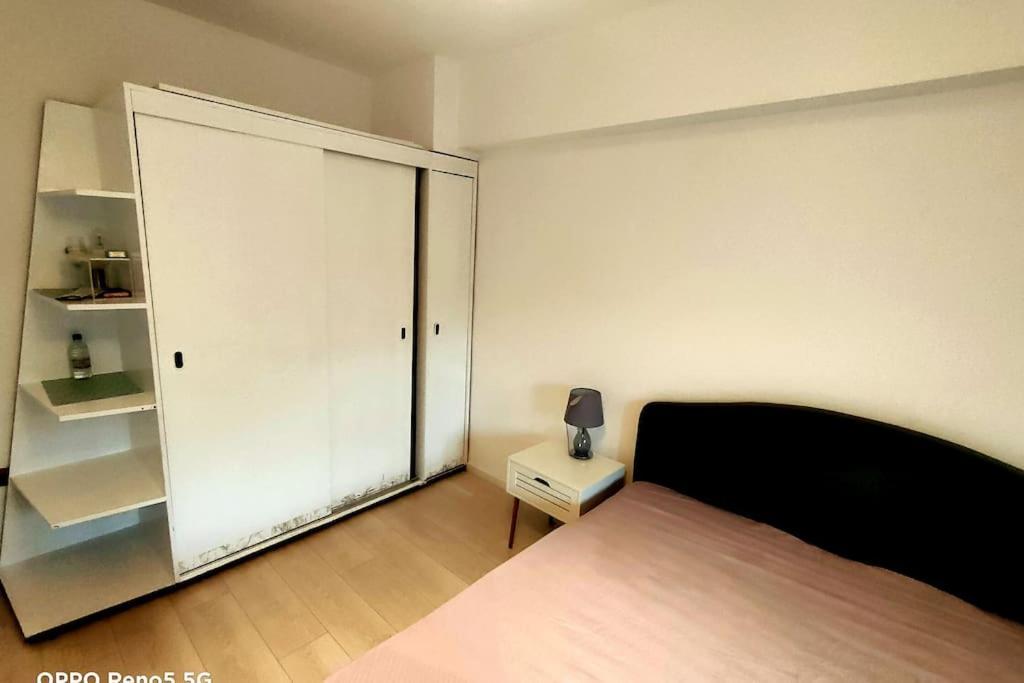 Ultracentral Ploiesti Apartment-Free Private Parking エクステリア 写真
